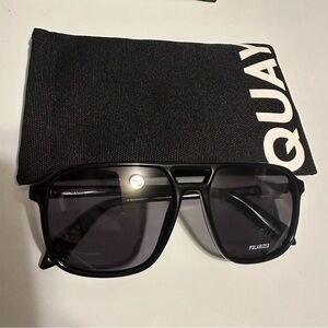 Quay Black Polarized on the fly large sunglasses new in box with cleaner cloth